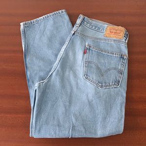 Vintage men’s 550 Levi’s mom jeans